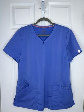 Code Happy Women's Sky Blue V-Neck Scrub Top
